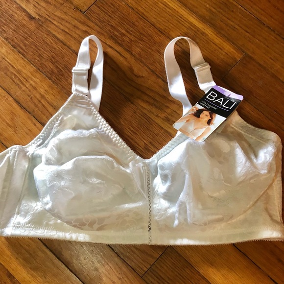 NWT Bali Spa Closure Wirefree Bra in Size 42D - Picture 2 of 6